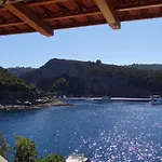 Jelena * Zastražišće