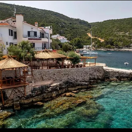 Villa Jelena *