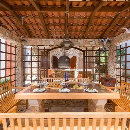 Villa Jelena Zastrazisce