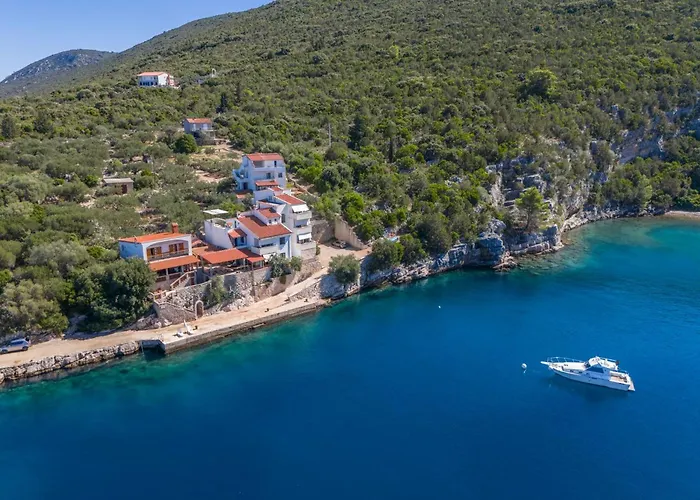 Villa Jelena *
